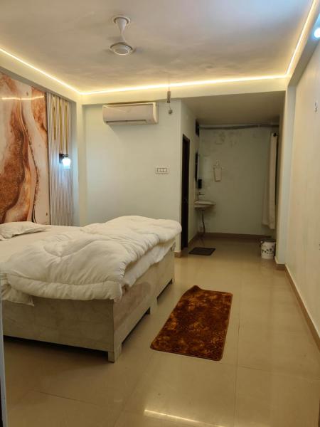 Hotel Aarambh - Varanasi