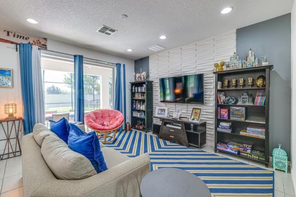 8 Mi To Disney! Whimsical Home W/ Pool & Game Room - Kissimmee