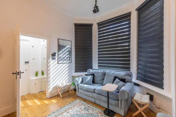 Modern Studio Flat With Parking, Close To The Centre - Southampton