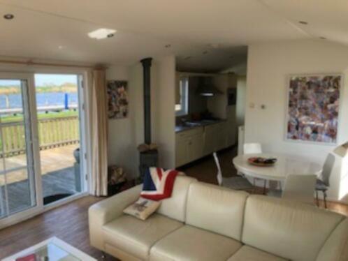 Waterchalet Nummer 6 Recreationpark Yn'e Lijte Grou Evt Met Ligplaats Boot - Pays-Bas