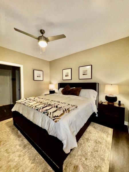Pet Friendly Downtown Athens Condo W/ Parking - Athens, GA