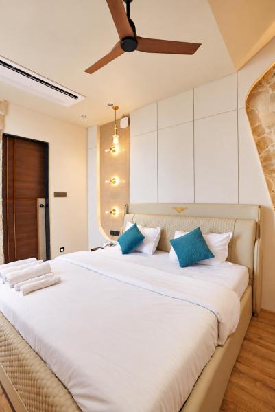 Tressa Restaurant And Suites - Pune (India)