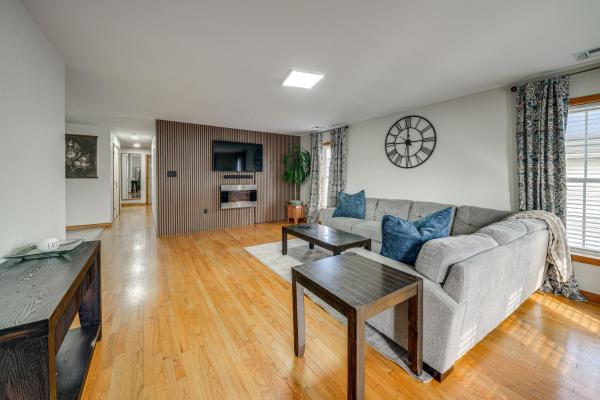 Group Getaway In Paterson, Close To Nyc - Long Island, NY