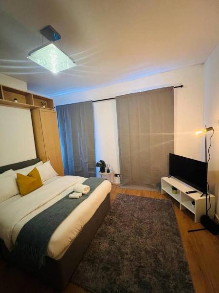Stylish Manchester Stay Near Transport Links - Oldham