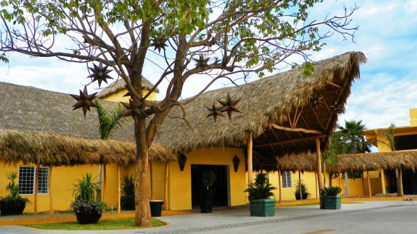 På billedet ses objektet Zar Manzanillo beliggende i byen Manzanillo.