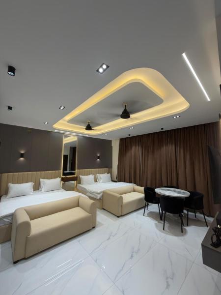 Monarch Suites - Karachi