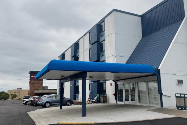 Coratel Inn And Suites By Jasper Roseville - Minneapolis, MN