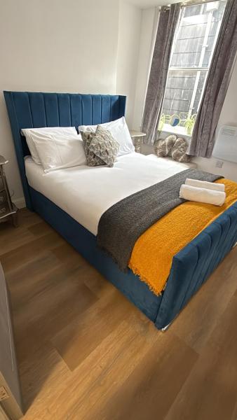 Spacious Cardiff Bay Apartment - Wales
