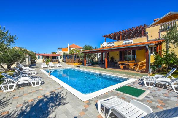 Apartments Dijanas - Kroatien