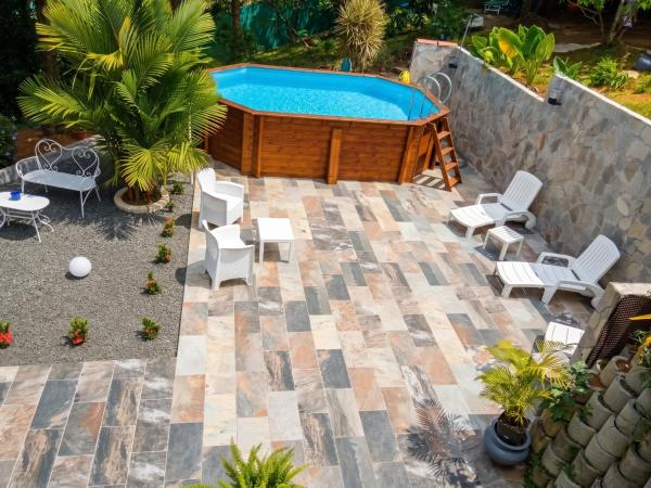 Appartement cosy à Le Morne-des-Esses, 37 m², piscine