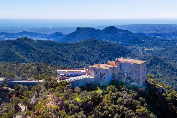 På billedet ses objektet Petit Hotel Hostatgeria Sant Salvador beliggende i byen Felanitx.