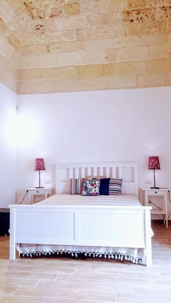 A la foto es mostra l'objecte David House situat a la ciutat de Lecce.