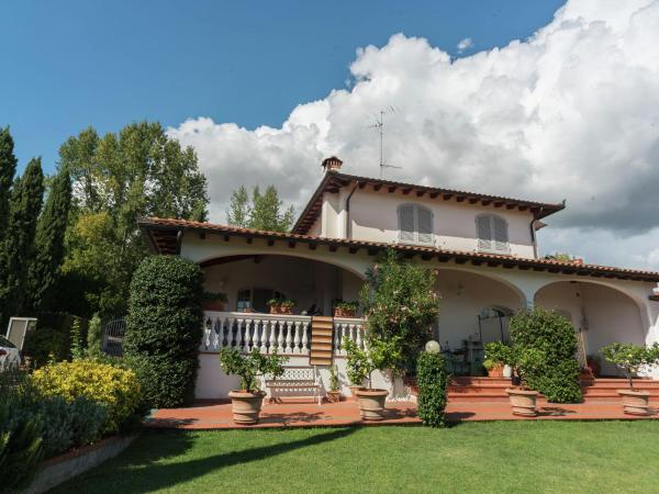 A la foto es mostra l'objecte Villa in Tuscany with Pool near Certaldo situat a la ciutat de Badia.