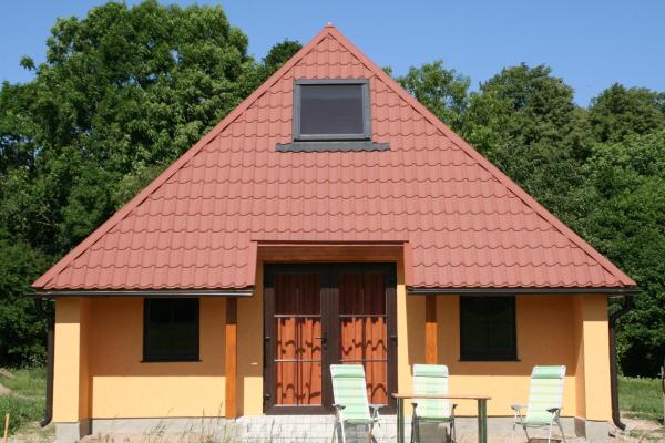 Fox House, Pelči