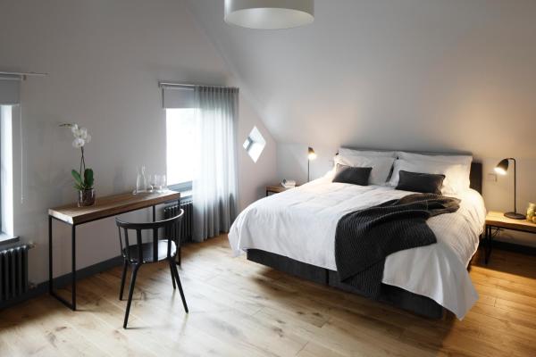 På billedet ses objektet Zoltners Hotel beliggende i byen Tērvete.