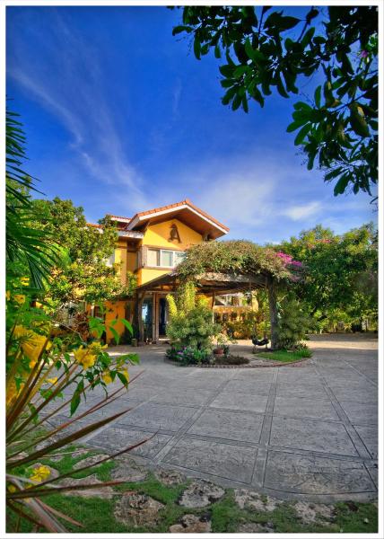 Kuvassa näkyy kohde Amarela Resort, joka sijaitsee kaupungissa Panglao.