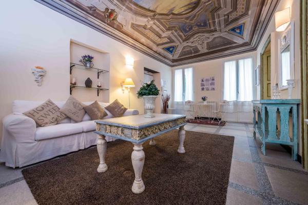 Na zdjęciu widoczny jest obiekt Il Sogno Maison de Charme położony w mieście Chiavari.