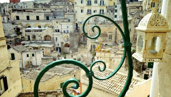 A la foto es mostra l'objecte La Casetta al 21 situat a la ciutat de Matera.