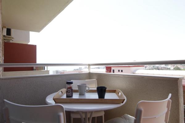 Photo 9 : Anna & Pierre-Noel apartment.