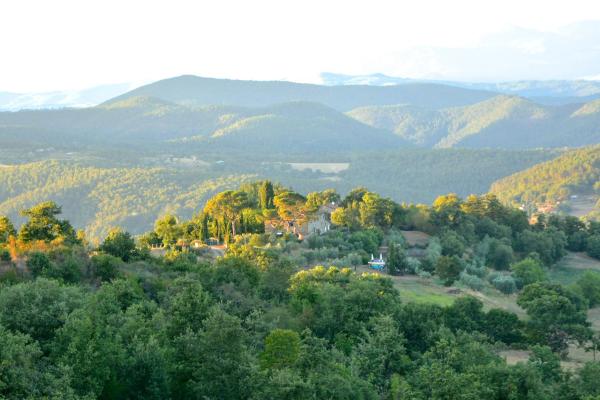 På billedet ses objektet Relais Il Pozzeto beliggende i byen Anghiari.