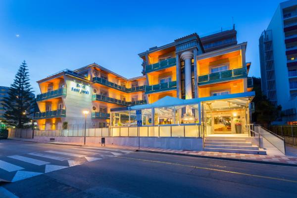 A la foto es mostra l'objecte Sant Jordi Boutique Hotel situat a la ciutat de Calella.