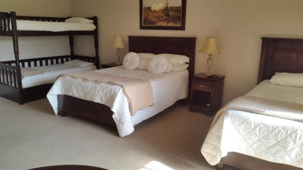 A la foto es mostra l'objecte Olive Hill Country Lodge situat a la ciutat de Bloemfontein.