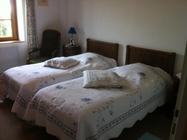 Na fotografii je vidět objekt Ferme du Montheu nacházející se ve městě Cerville.