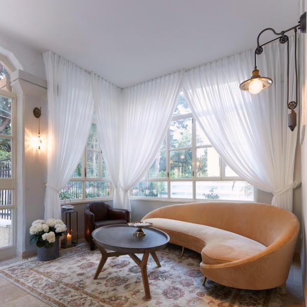 A la foto es mostra l'objecte Carmella Spa & Boutique Hotel situat a la ciutat de Haifa.