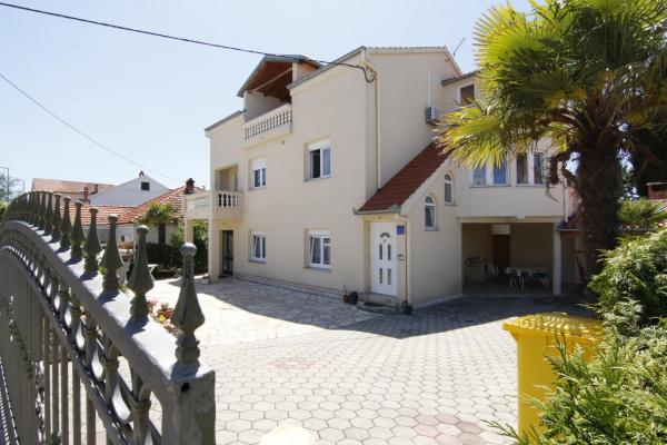 Nella foto è visibile l'oggetto Apartment Ema situato nella città di Zara (Zadar).