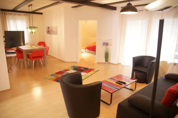 A la foto es mostra l'objecte Art City-Studios Kassel 4 und 8, groß, modern, citynah, je 3 Schlafzimmer, kostenfreie Parkplätze, Süd-Balkons, ruhig, Herkulesblick situat a la ciutat de Kassel.