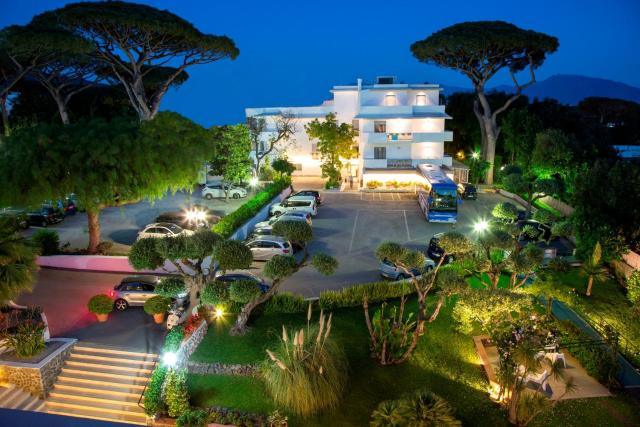 Hotel Marad