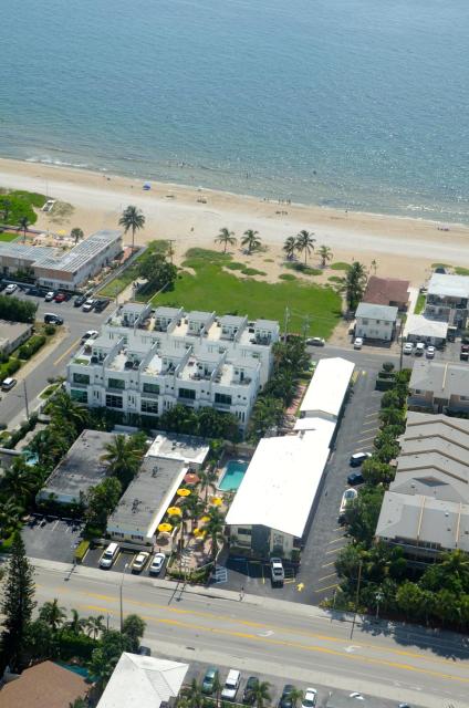 Surf Side Resort