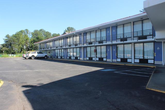 Motel 6-Cleveland, TN