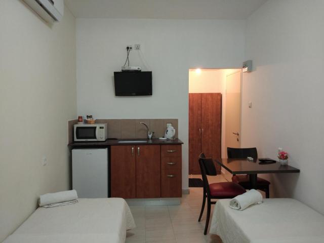 Ga'aton Motel
