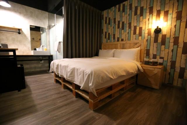 NYS Loft Hotel