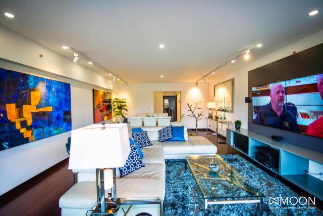 Moon Luxury Apartment