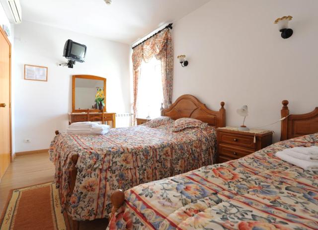 Hotel Aviz