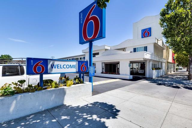 Motel 6-San Jose, CA - Convention Center