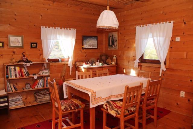 Cabin Menka