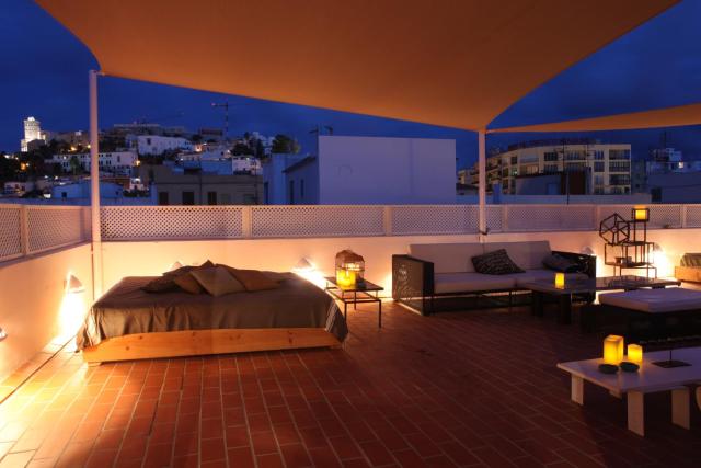 Juanita Hostal