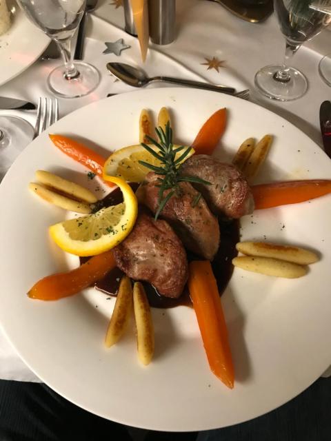 lukAs Restaurant Hotel Lounge Bar