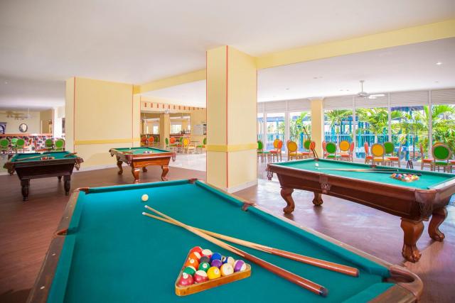 Breezes Resort & Spa All Inclusive, Bahamas