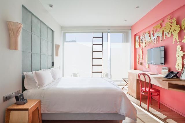 New Hotel, a Member of Design Hotels
