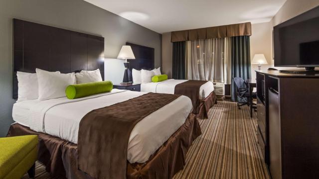 Best Western Plus Sunrise Inn