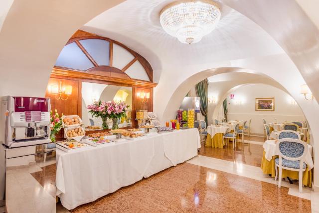 Raeli Hotel Floridia