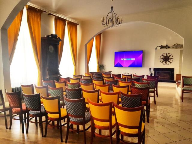 Hotel Bristol - Historic Elegance