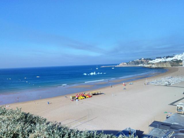 Albufeira Beach Hotel by Kavia