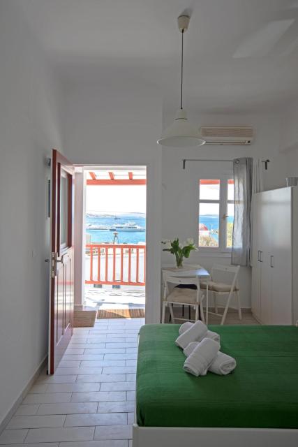 Arodou Studio and Apartment