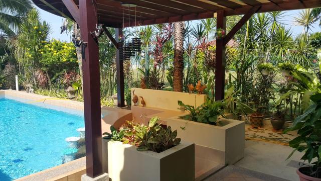 Melaka Beachfront Villa with Pool