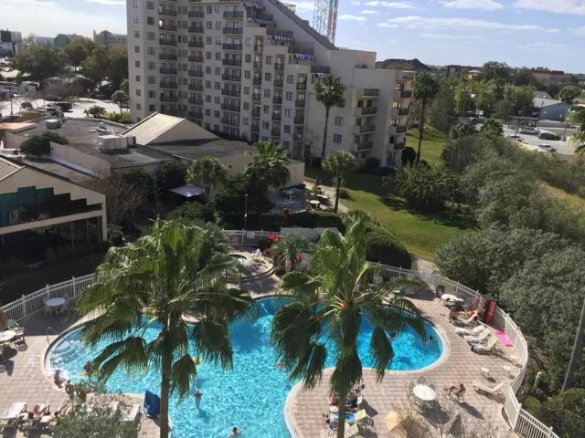 Enclave Apartments at International Drive